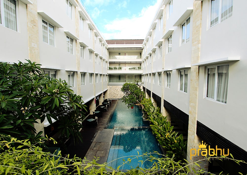 Crystal Kuta Hotel 43/47