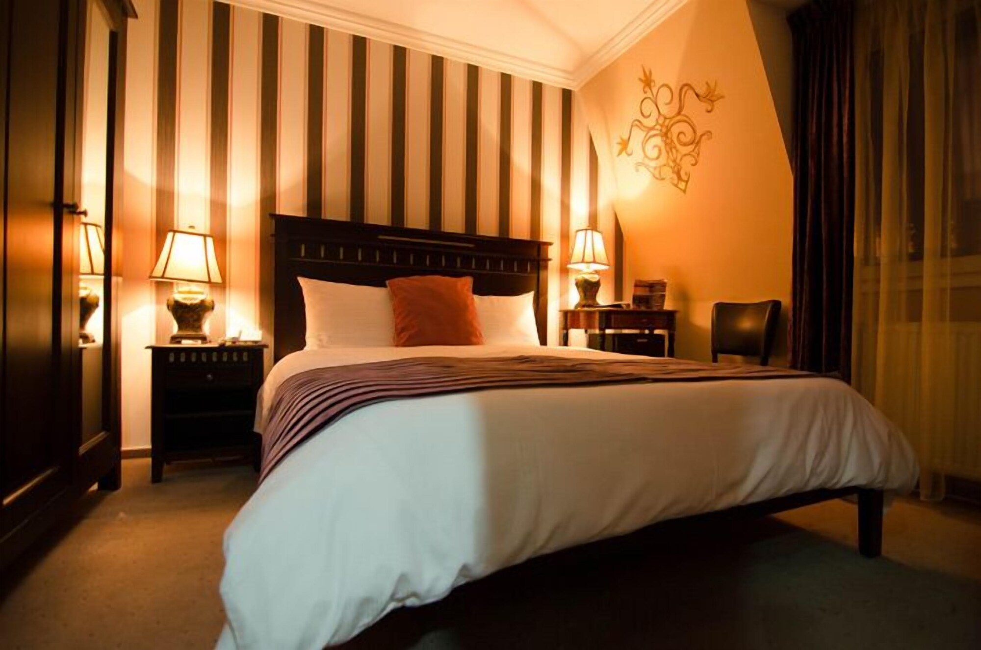 STANDARD, DOUBLE BED