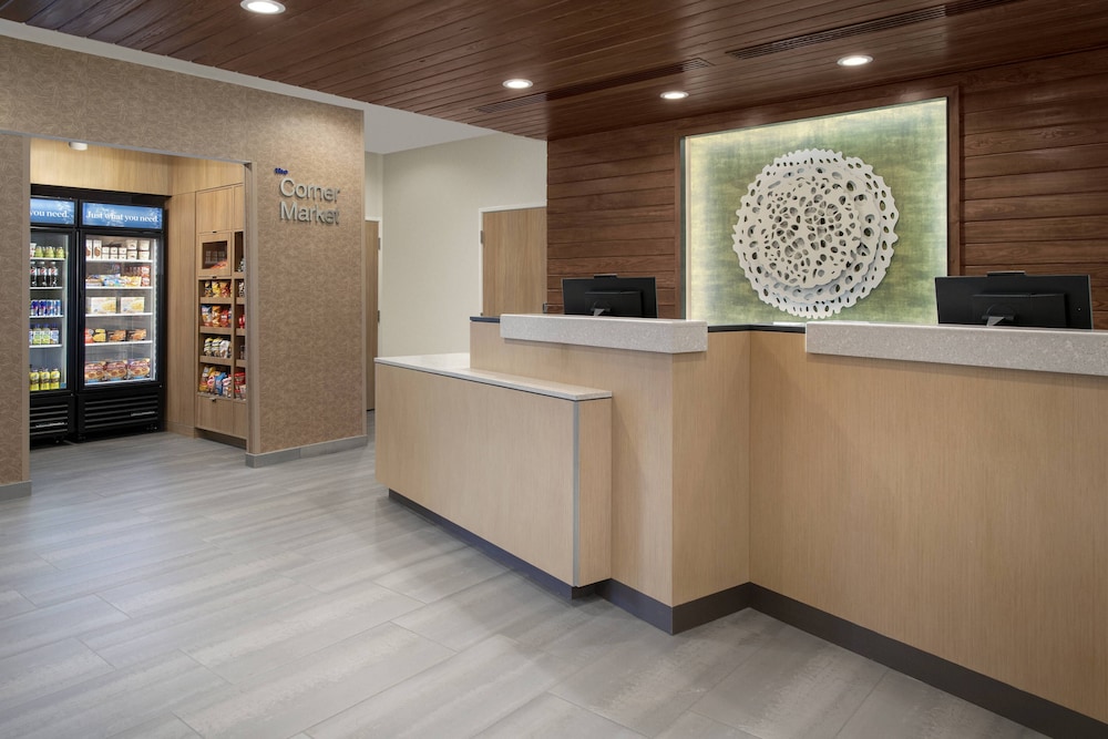 Fairfield Inn & Suites By Marriott Denver Tech Center North. 6/41