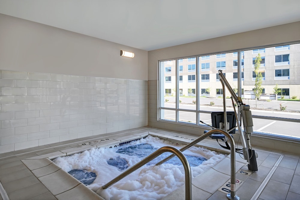 TownePlace Suites by Marriott Grand Rapids Wyoming 12/31