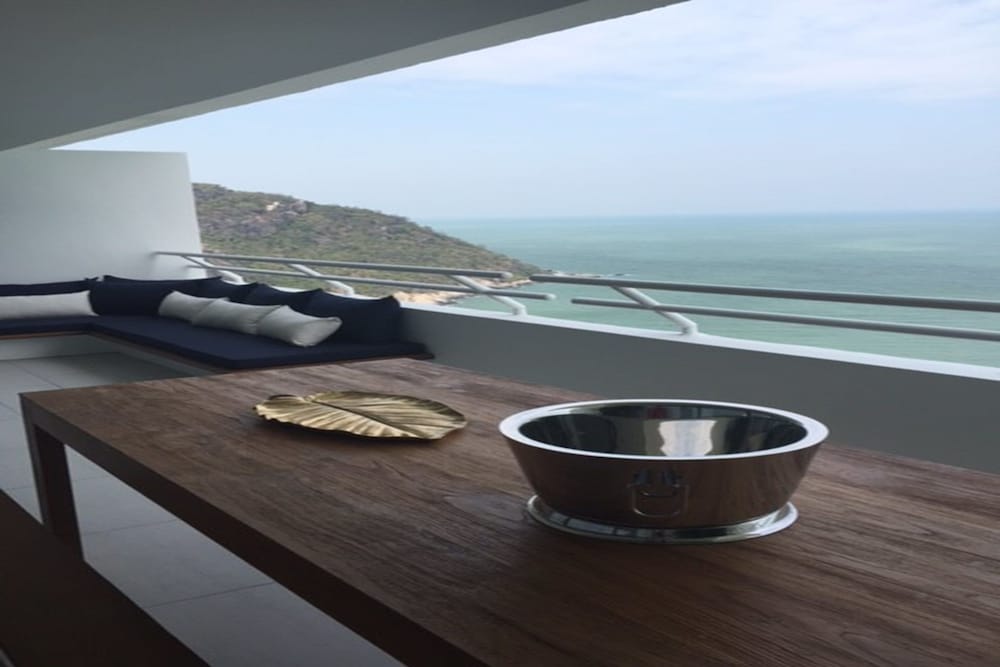 Yambay Hua Hin 8/23