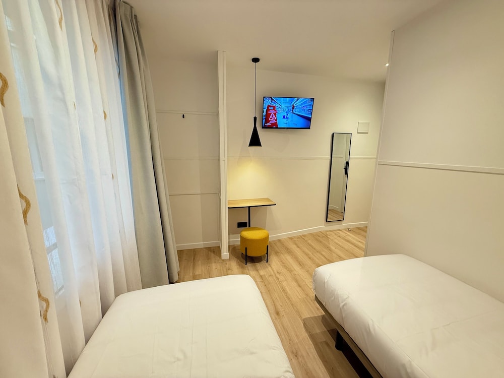 Mucho Madrid Hostel 14/49