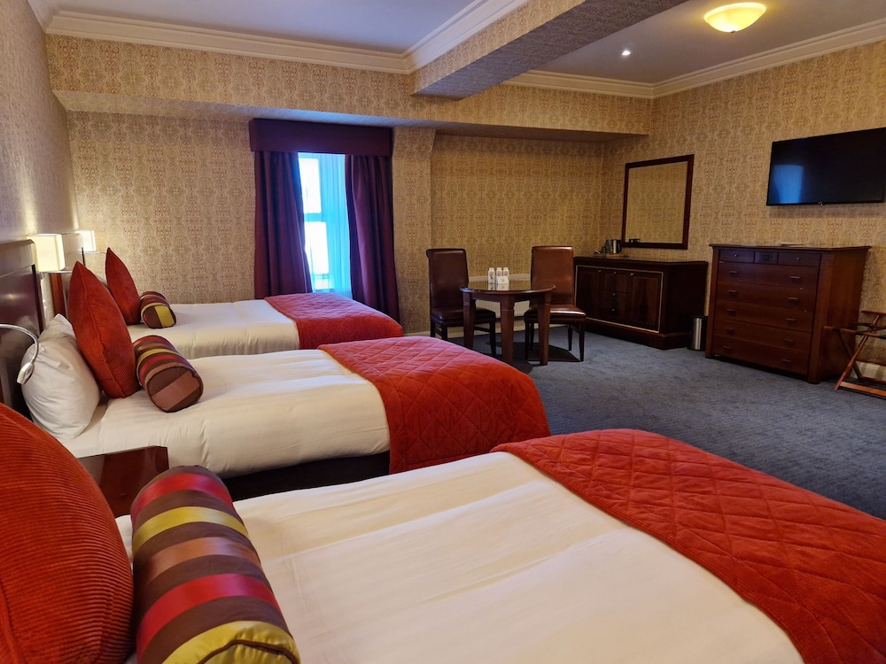 Lawlors of Naas 27/57