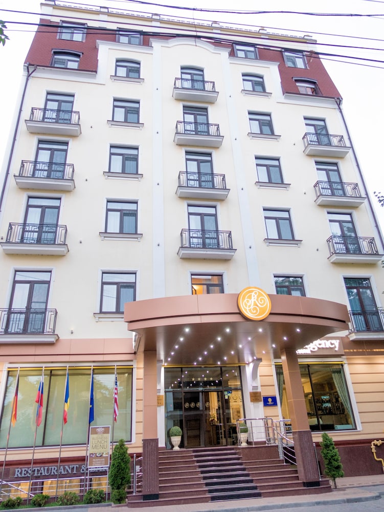 Regency Hotel 2/49