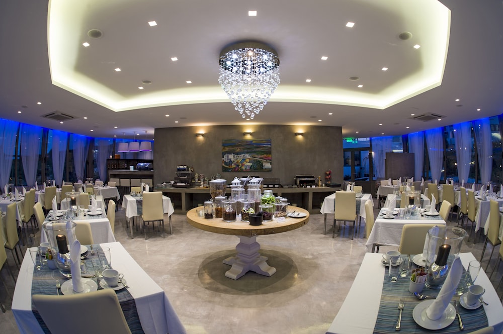 Naoussa Hills Boutique Resort- Adults Only (13+) 59/76