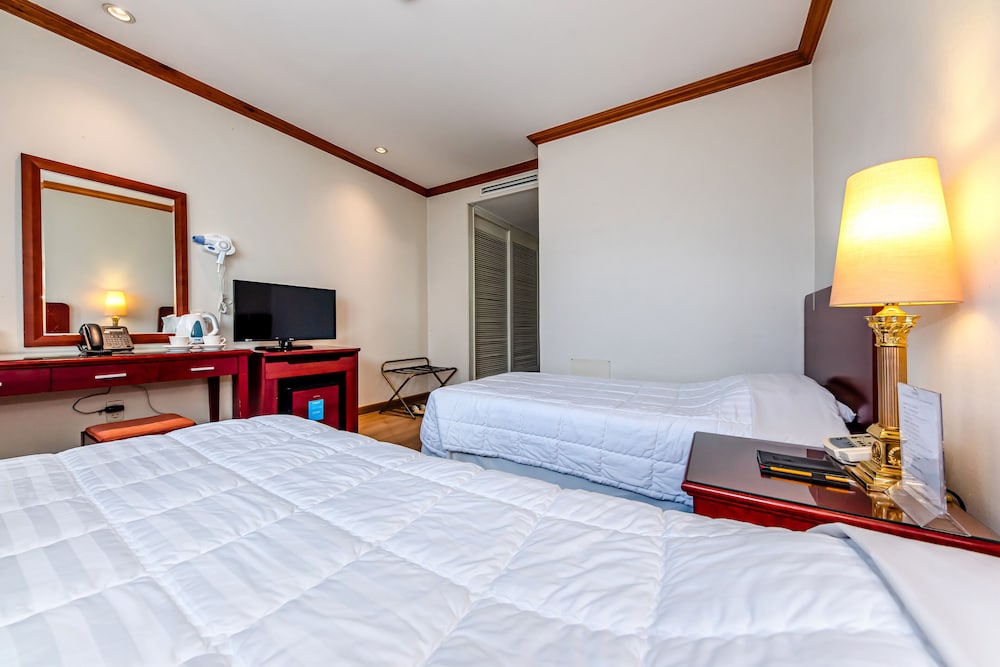 Samhaein Tourist Hotel 23/46