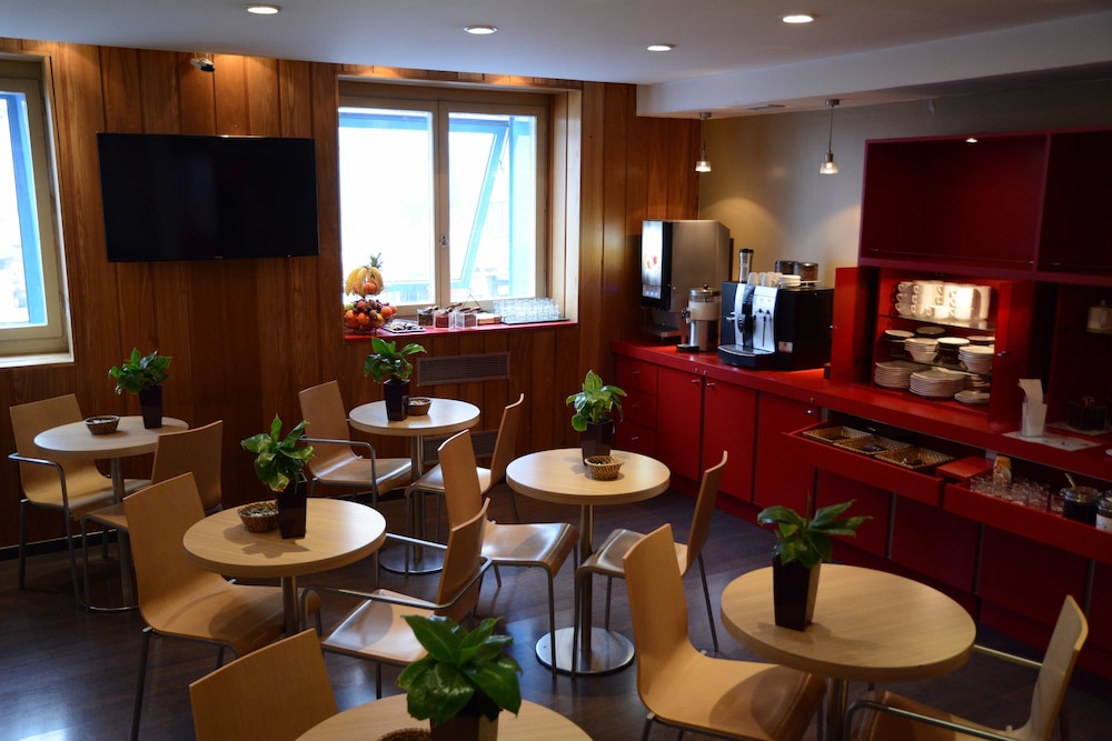 Hotel Gratte - Ciel Ariana 46/51
