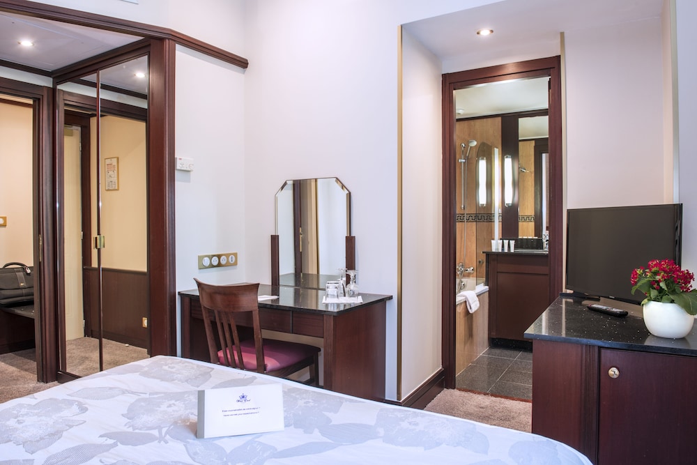 Hotel West End Nice 29/71