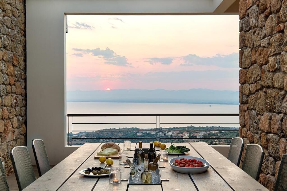 Euphoria Suites 21/41