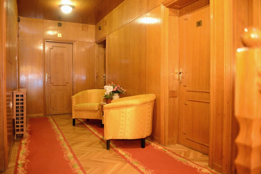 Hotel Marija 38/60