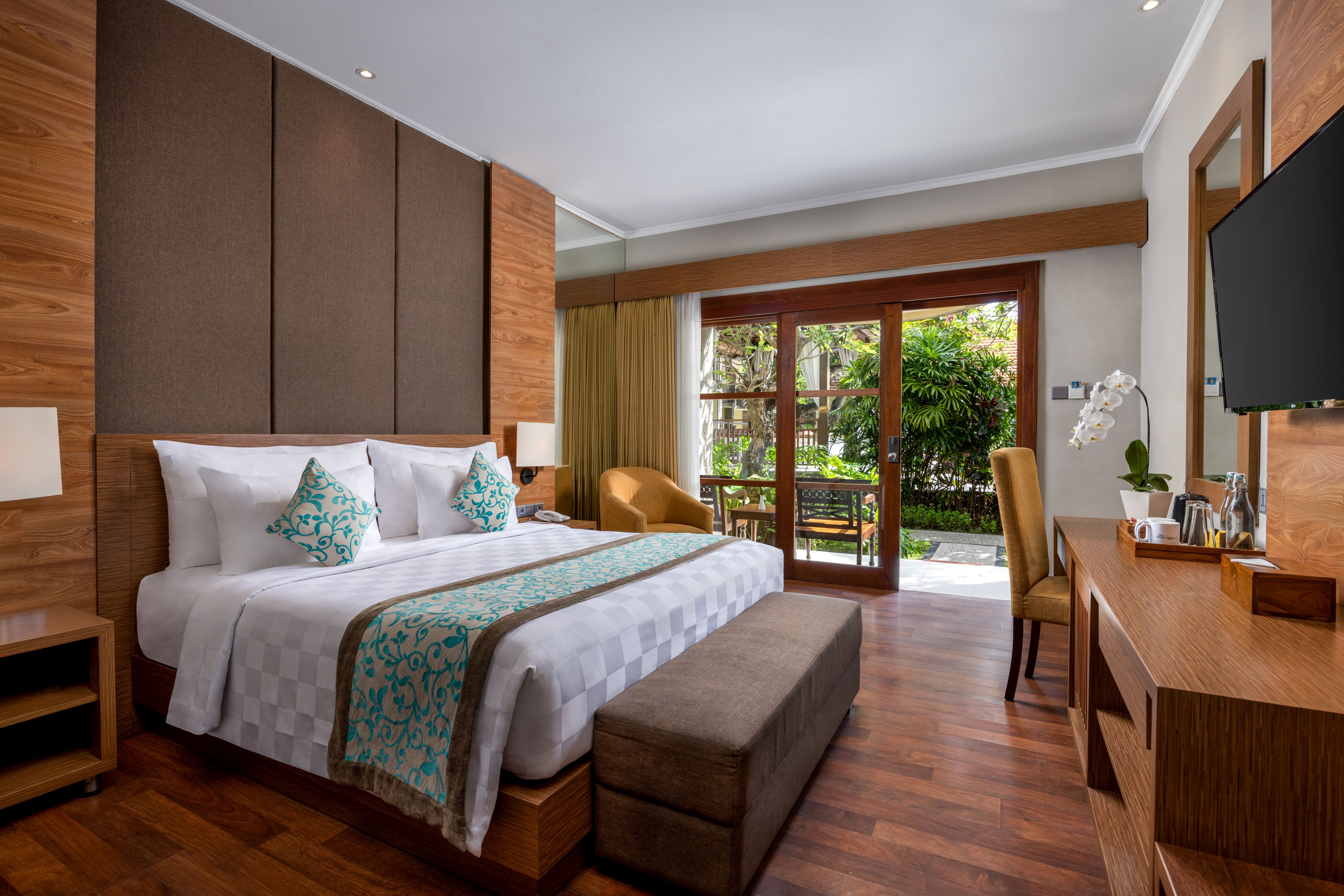Premier, Double or Twin Bed