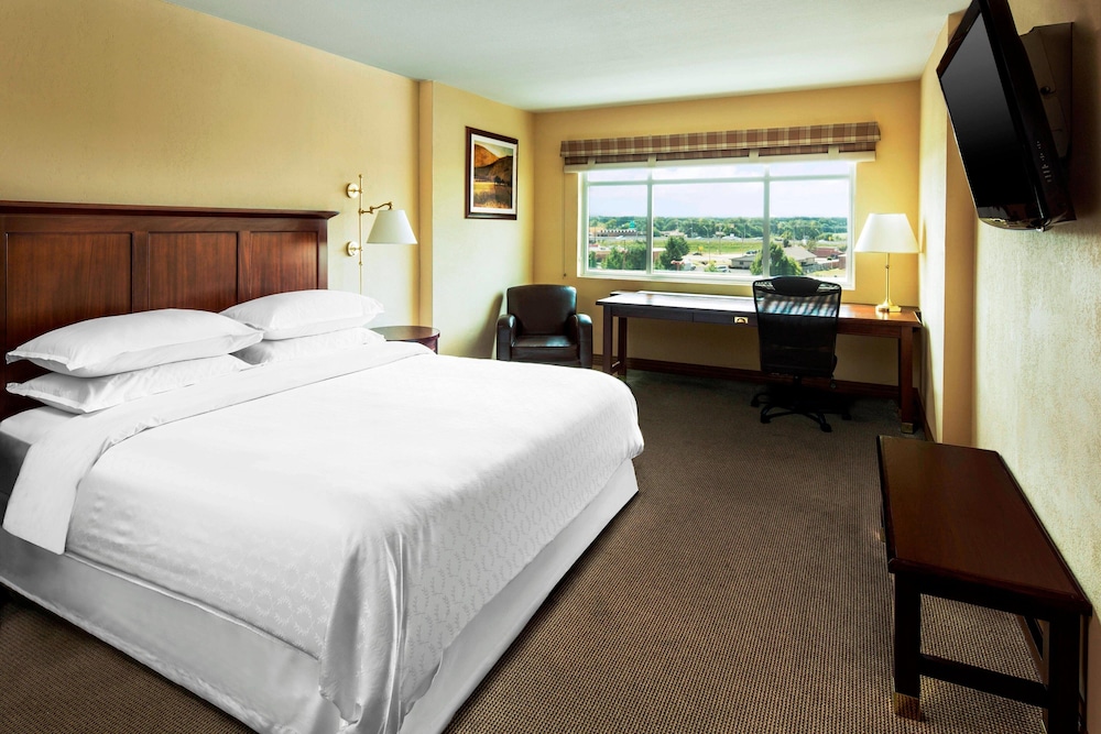 Delta Hotels by Marriott Midwest City at the Reed Conference Center 9/43