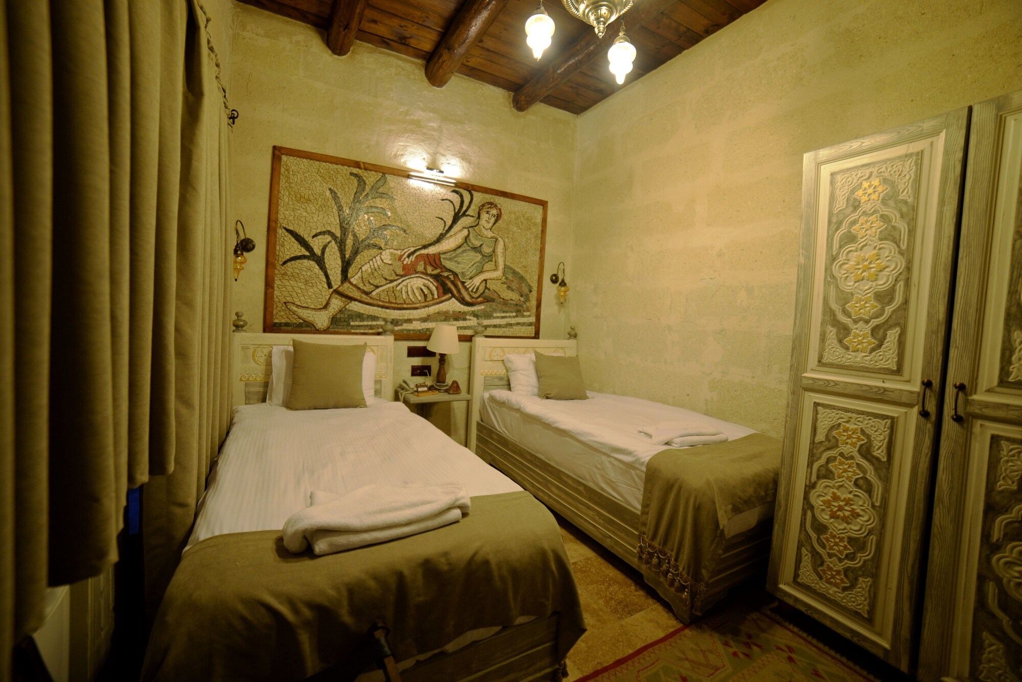 STANDARD, TWIN BEDS