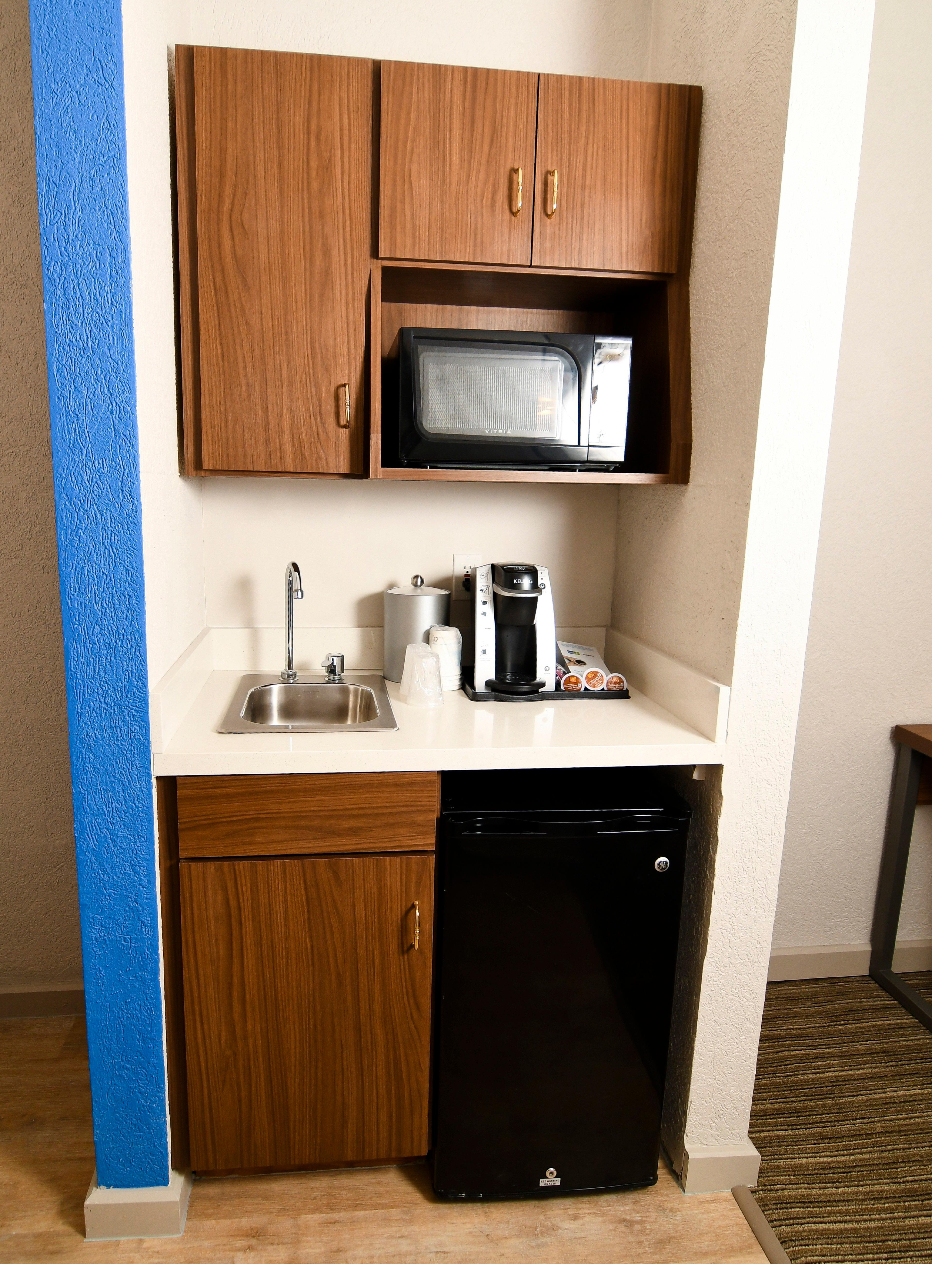 جناح بسريرين كوين، Holiday Inn Express Hotel And Suites Port Clinton Catawba Island 8/8