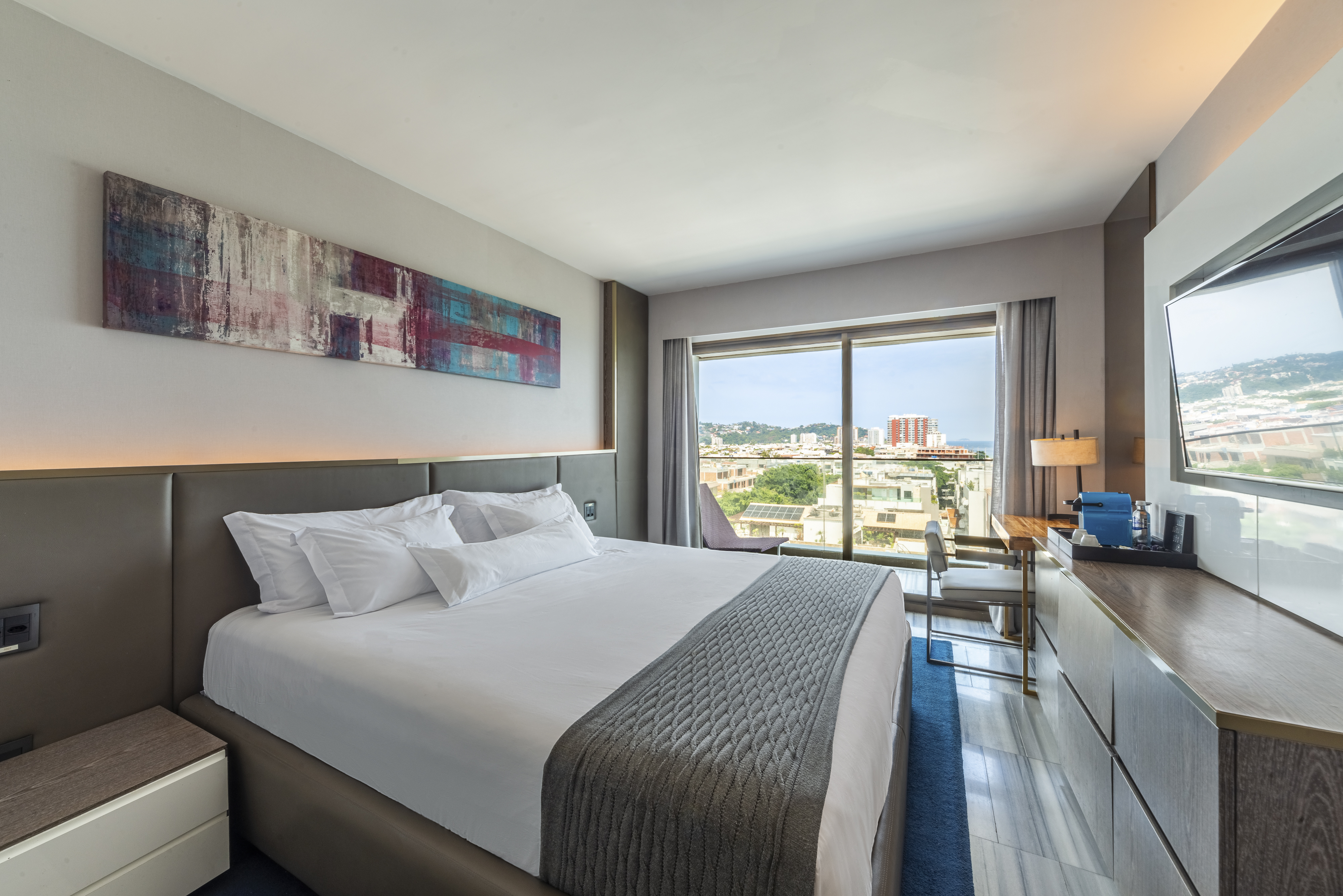 Superior, Double Bed, Lateral Side Sea View