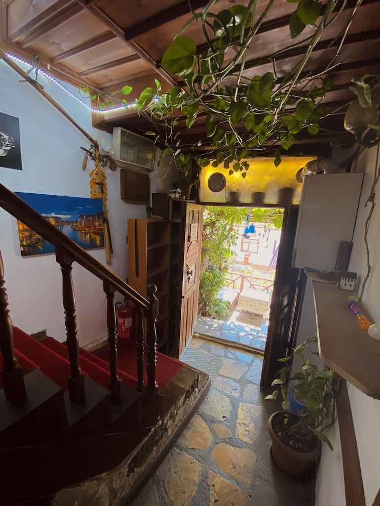 Avcioglu Konak Otel 6/50