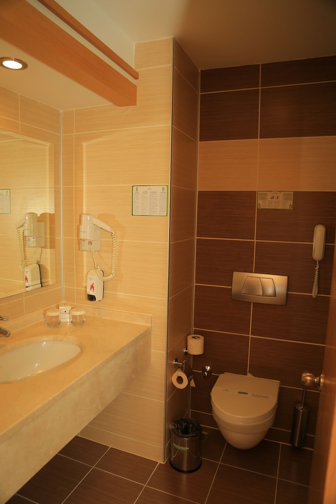 Saphir Resort Spa Hotel 46/48