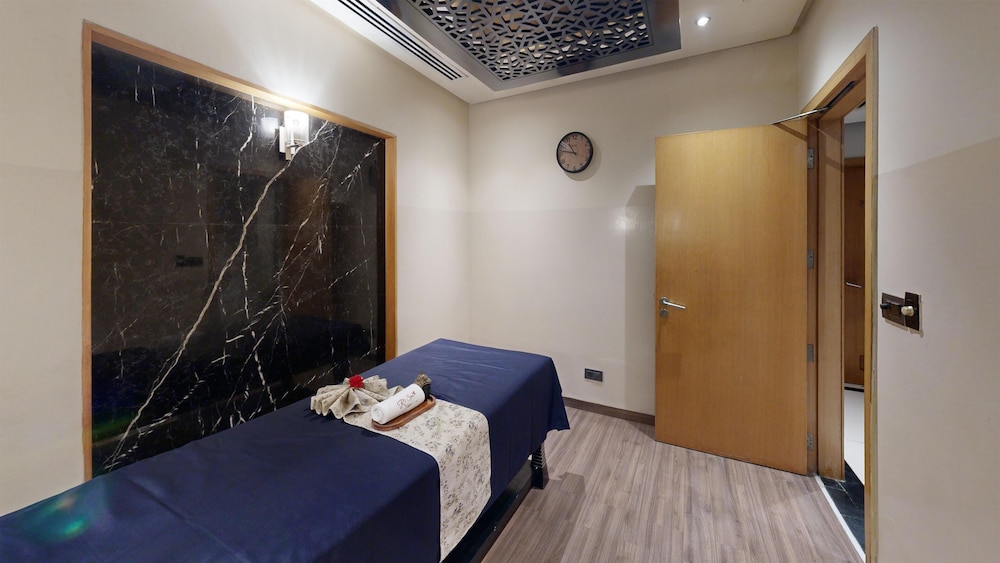 Radisson Blu Marina Hotel Connaught Place 36/75