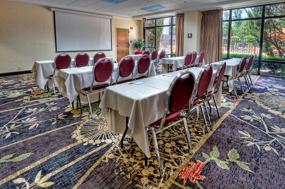 Hampton Inn Rocky Mount 45/53