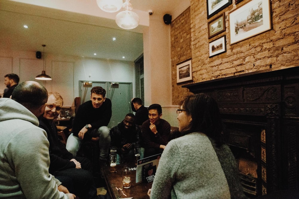 Publove the Crown Battersea 15/50