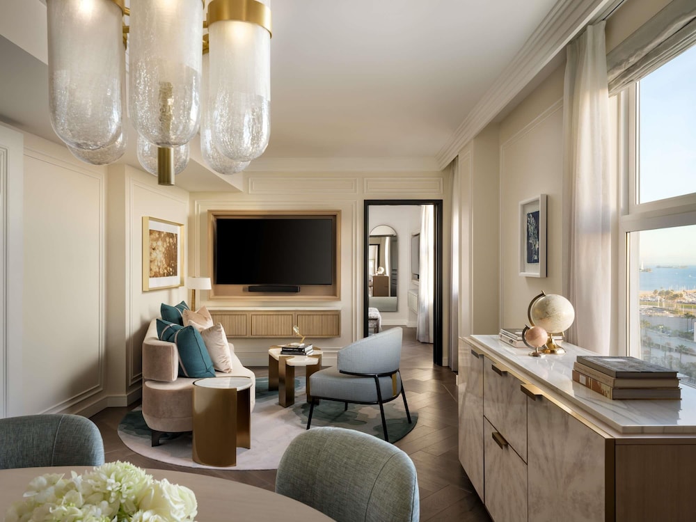 Fairmont Breakers Long Beach 44/50