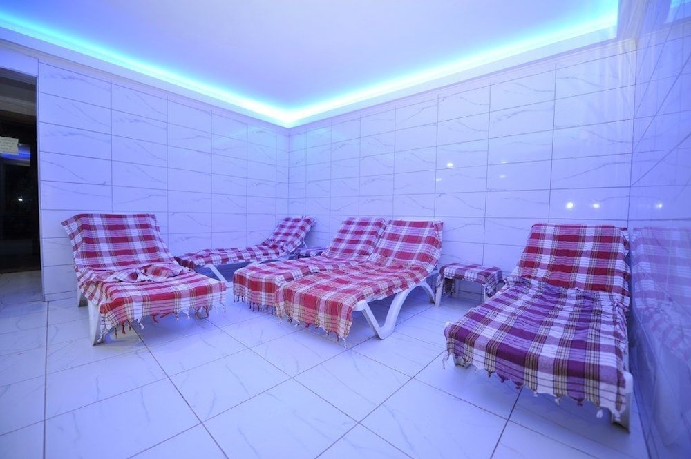 Asrin Beach 37/55