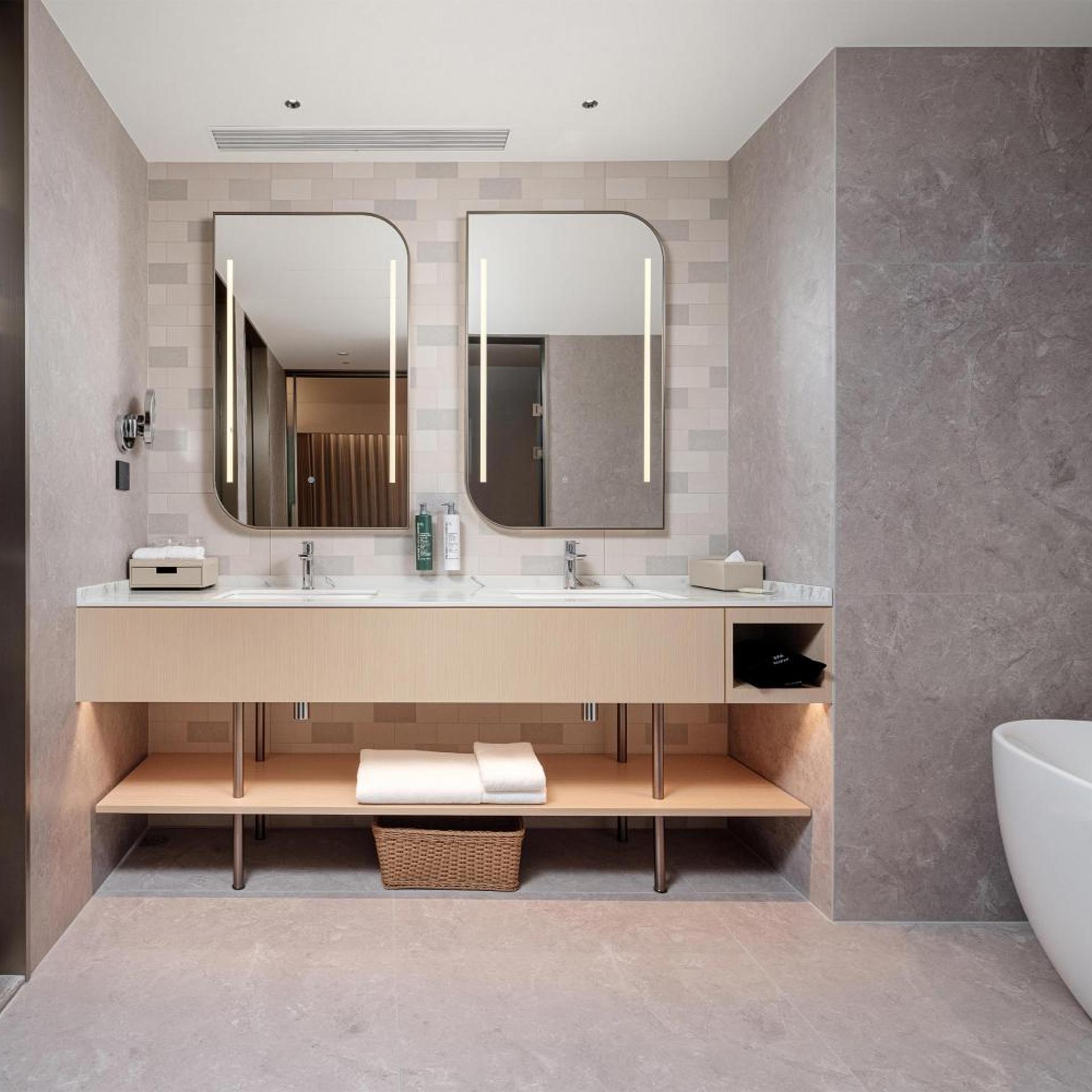 Hilton Garden Inn Ningguo Chengxi Lake 53/58