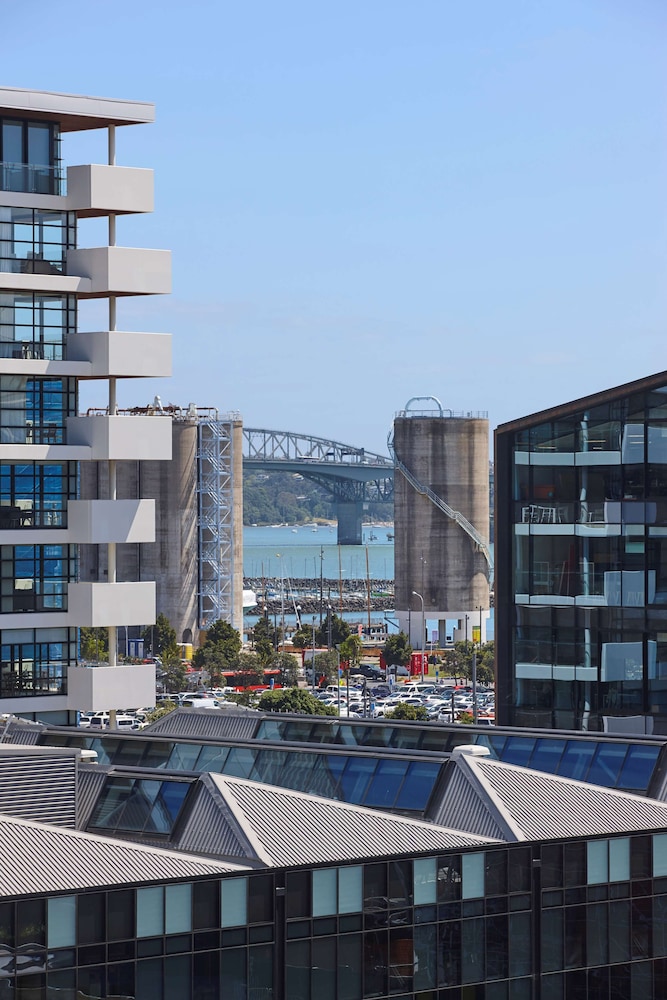 Travelodge Hotel Auckland Wynyard Quarter in AUCKLAND