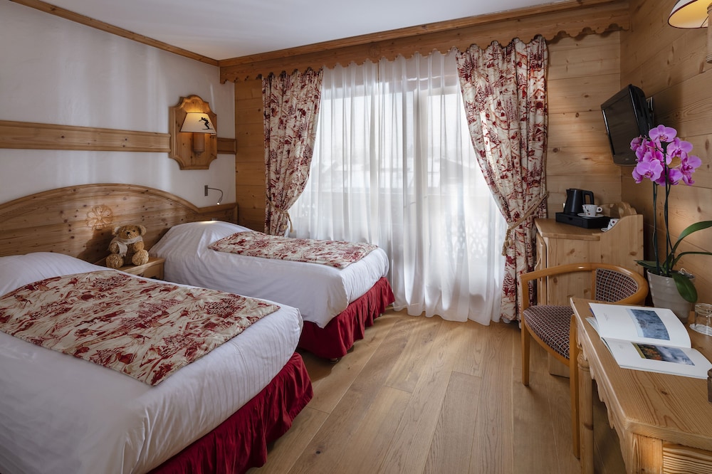 Hotel Spa Neige Et Roc Samoens 15/77