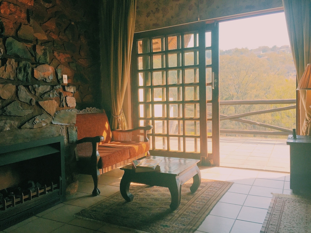 Coral Tree Inn 20/43