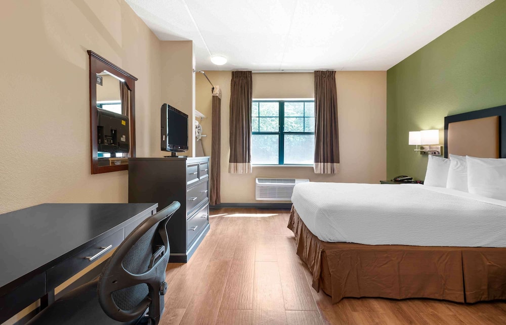 Extended Stay America - Princeton - South Brunswick 26/52