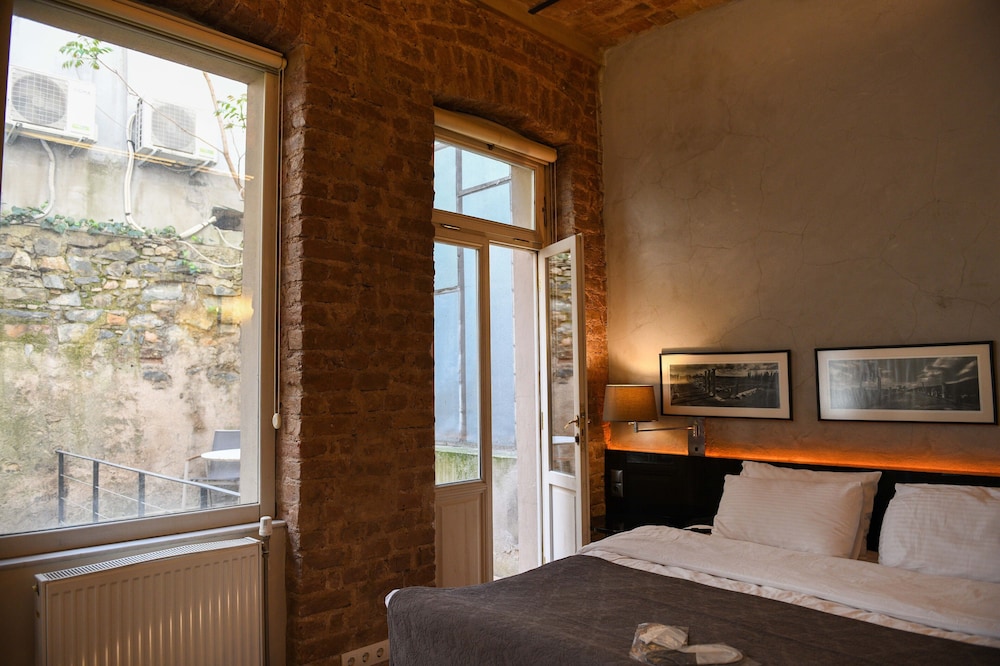 Rooms Galata 12/50