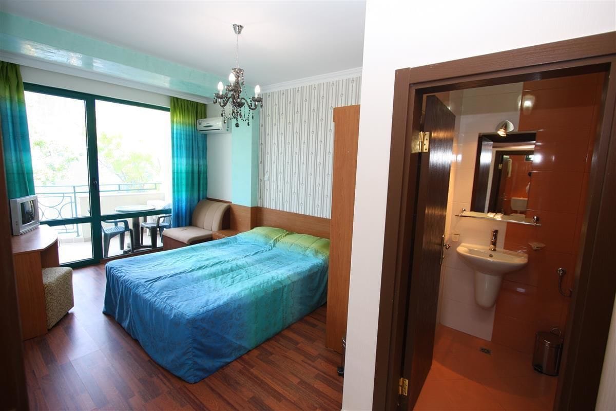 1 BEDROOM, APARTMENT, CITY VIEW