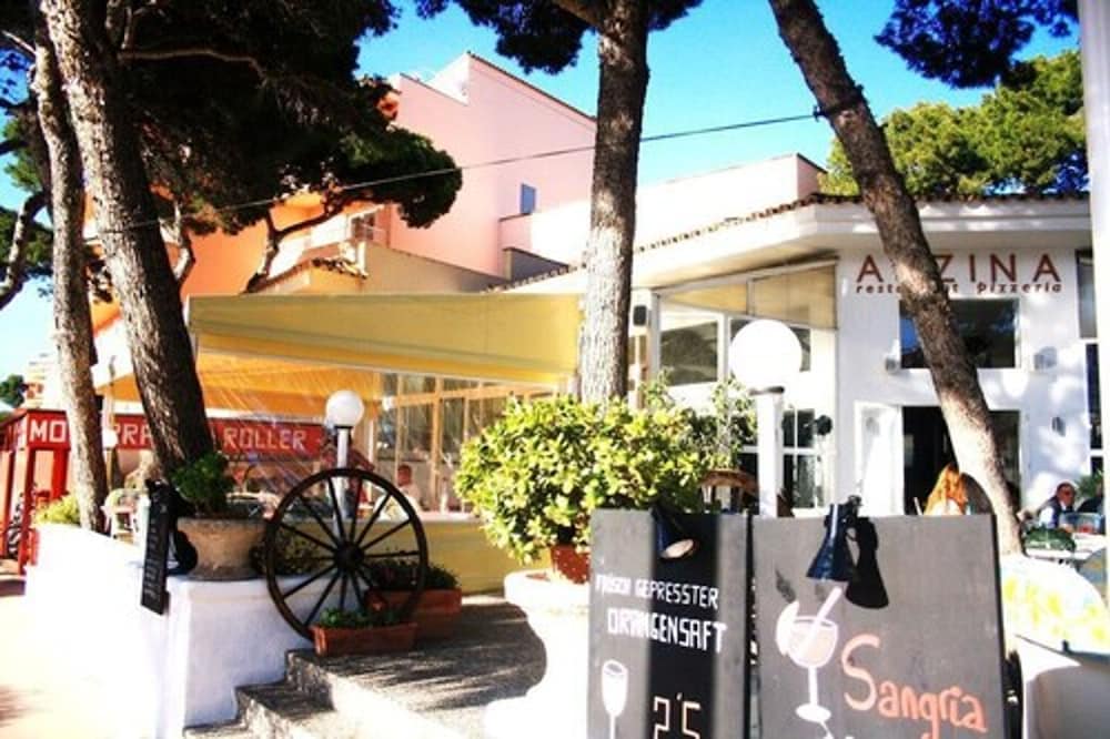 Hostal Alcina 37/45