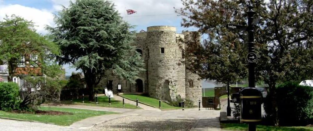 The Playden Oasts Inn 55/62