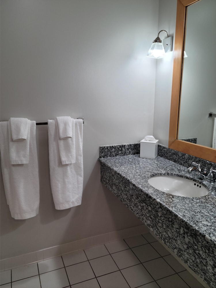 Minnewaska Lodge 27/27
