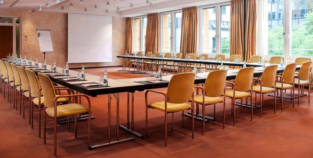 Hotel Elbflorenz Dresden 46/48