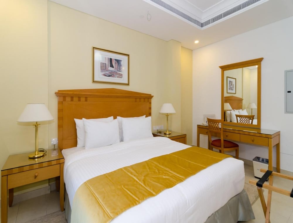 Roda Beach Resort 12/67