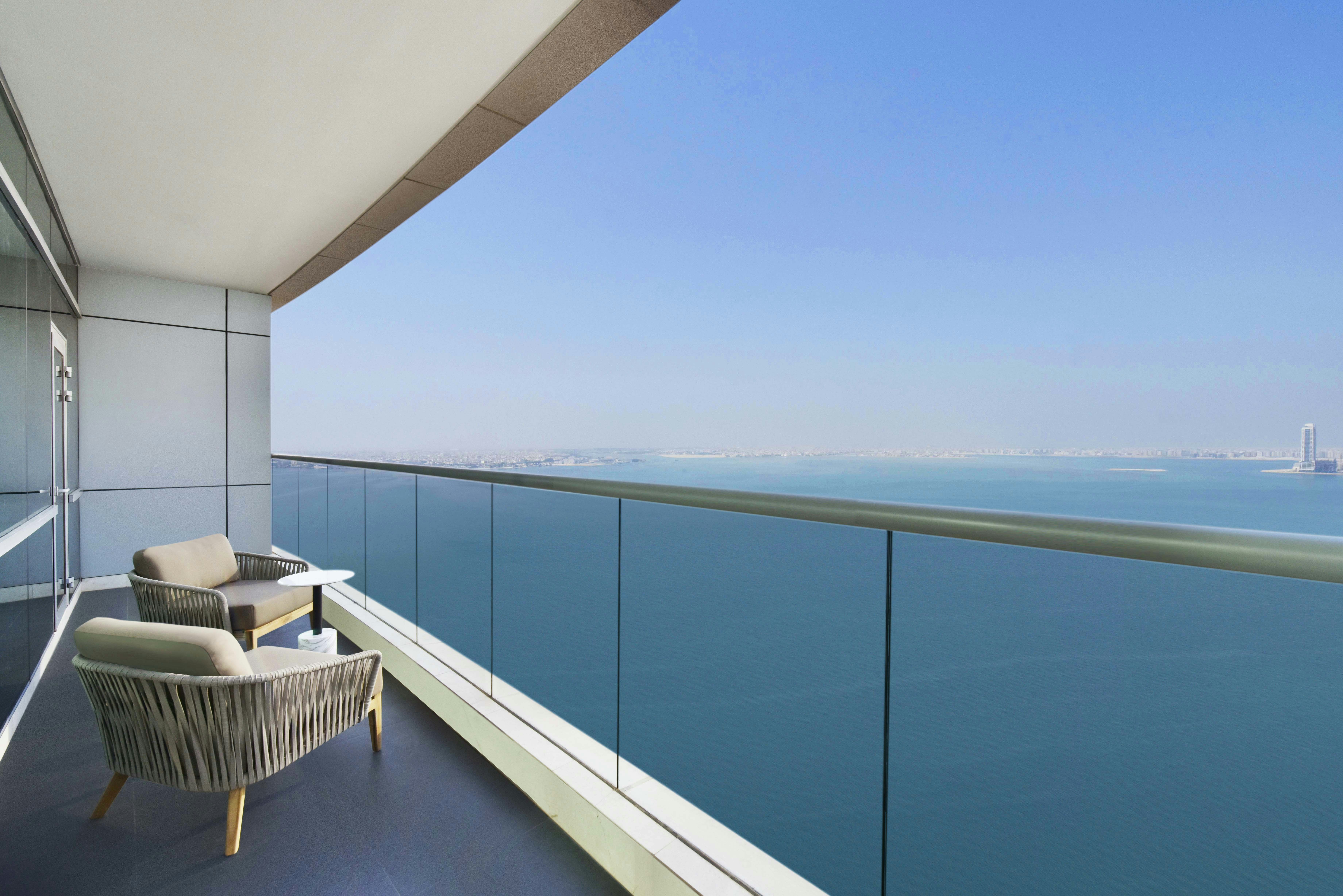 Hilton Bahrain 4/60