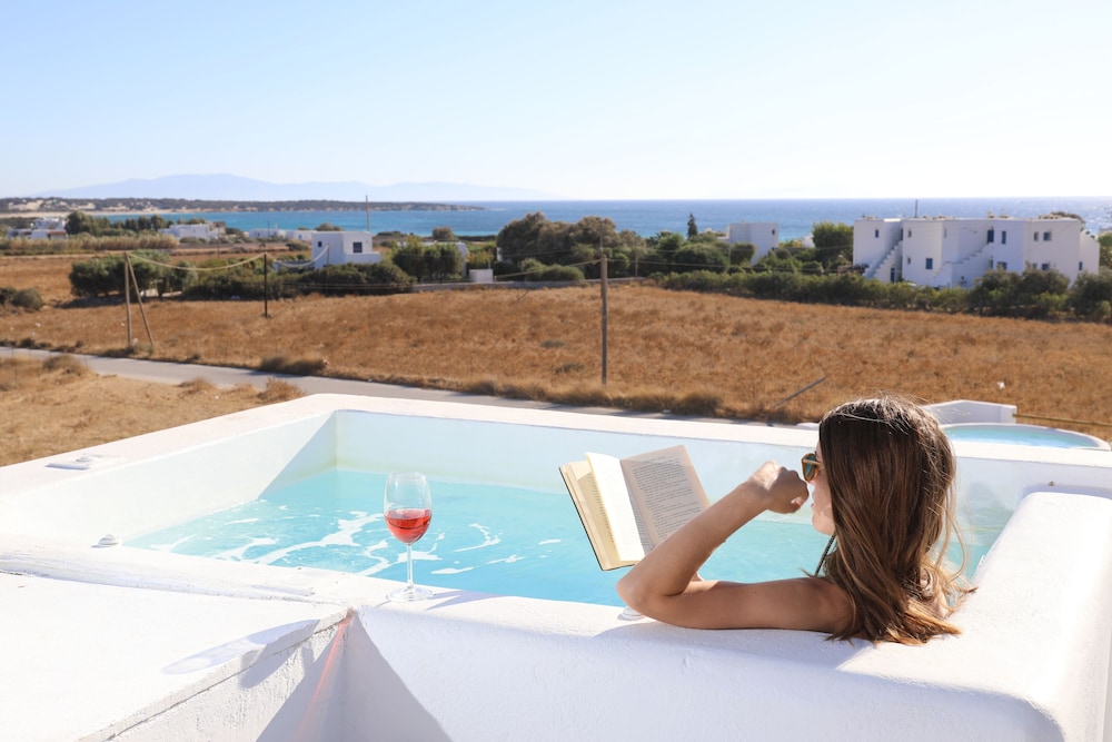 Irida Luxury Apartments 25/50