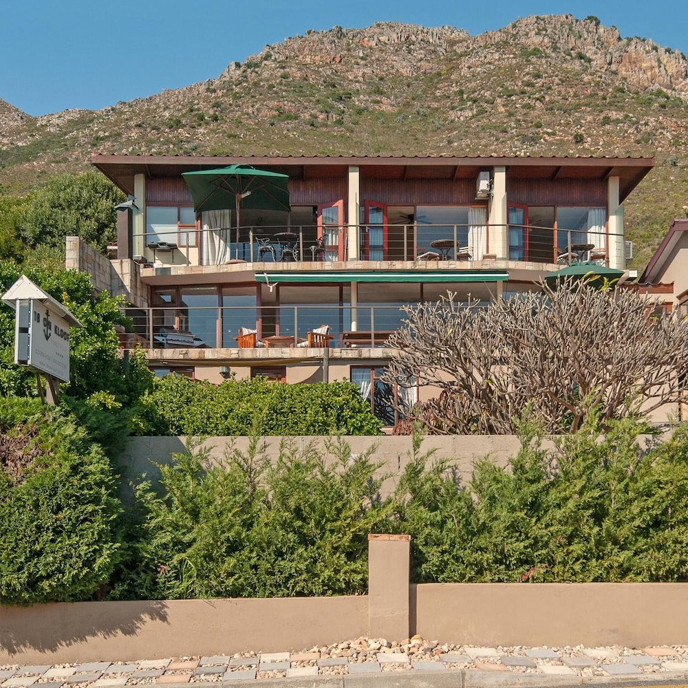 18 On Kloof Bed And Breakfast 1/20