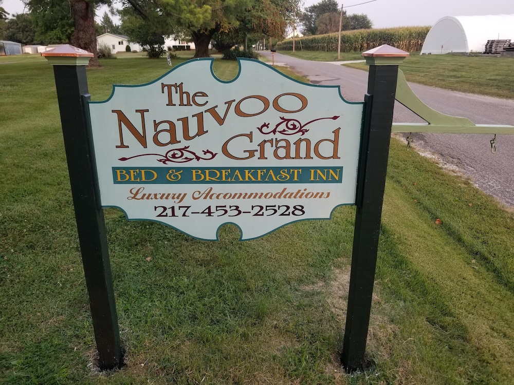 Nauvoo Grand Bed and Breakfast 23/51