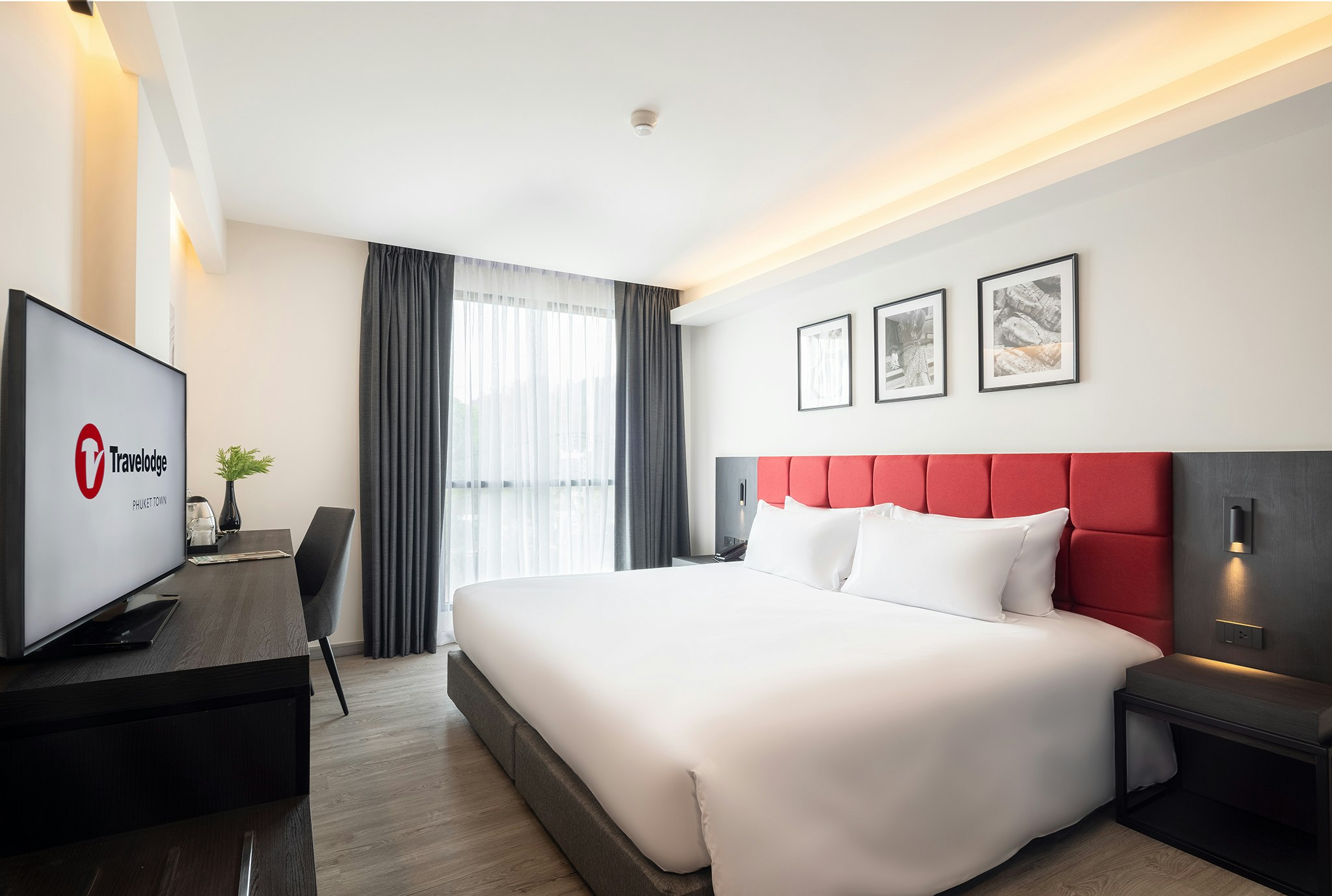 Travelodge Phuket Town 8/15
