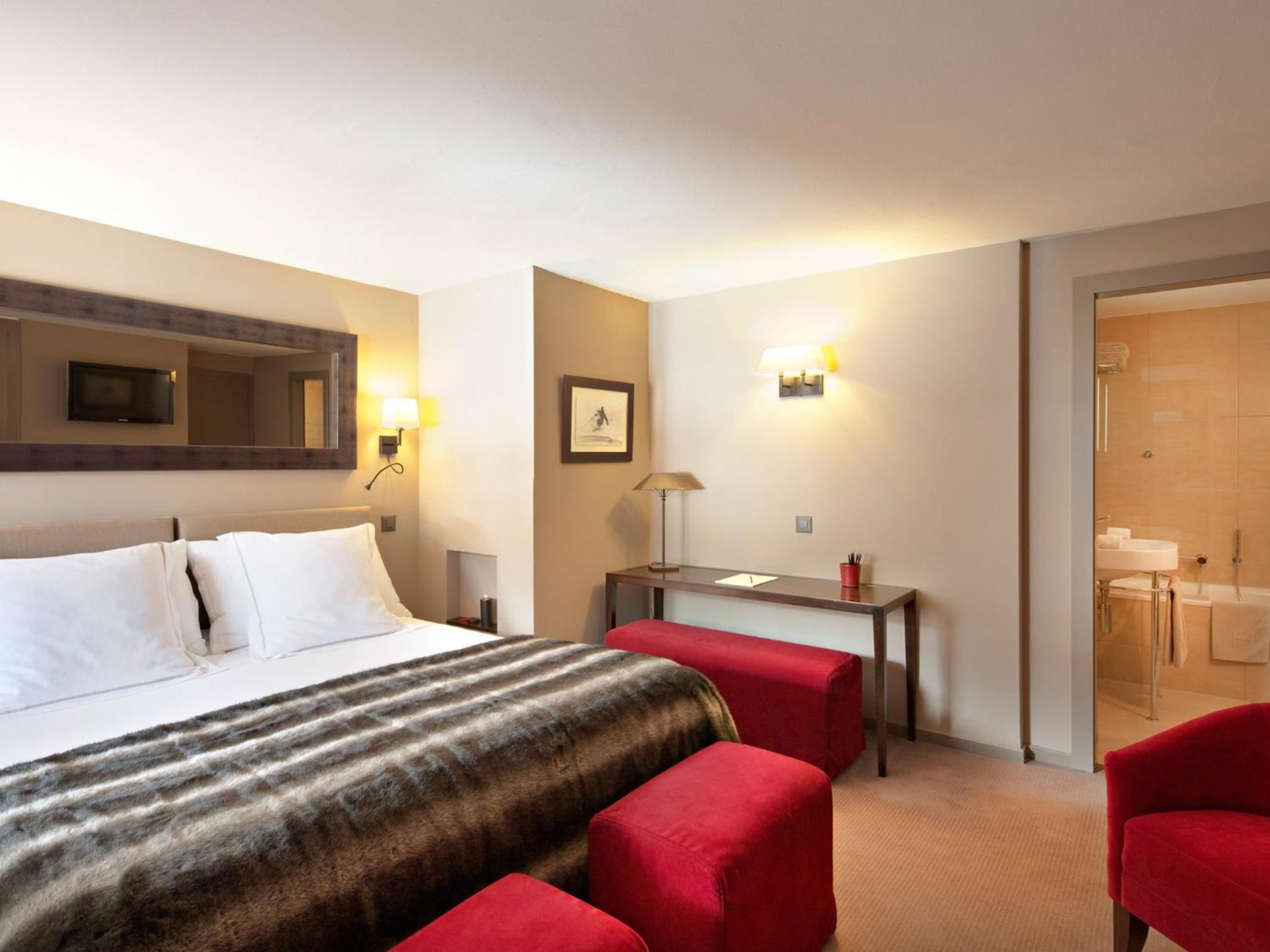 Chalet, Suite