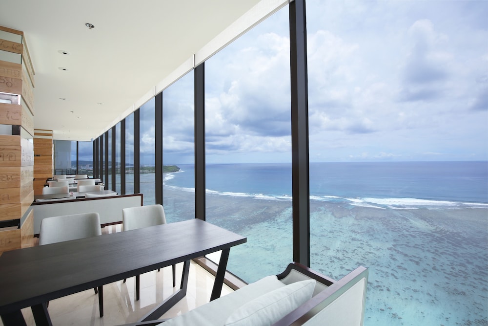 Dusit Thani Guam Resort 23/50