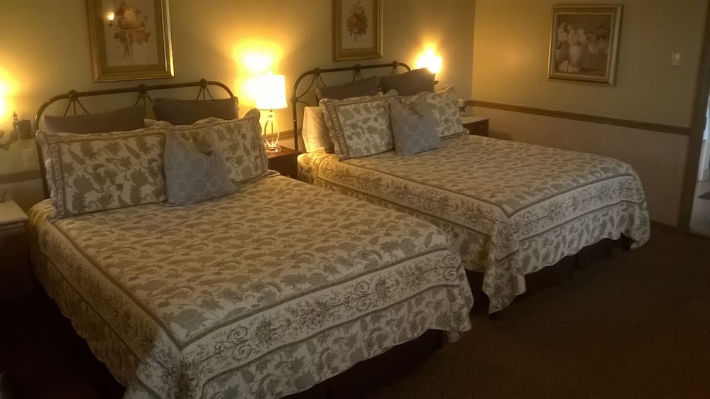 Gunn House Hotel 19/62