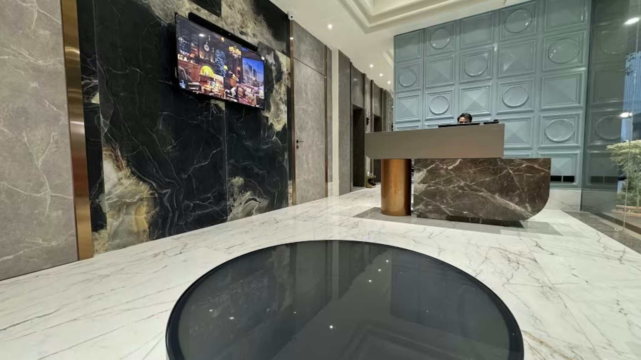 Hotel Mumbai House Malad 2/11