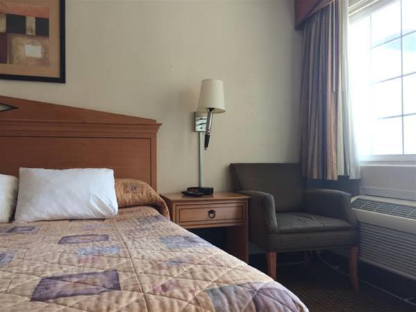 Motel6 San Francisco, CA – Lombard Street 16/35