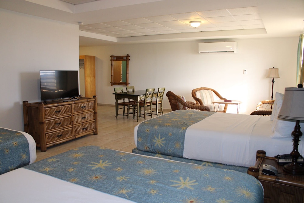 Fajardo Inn 10/50