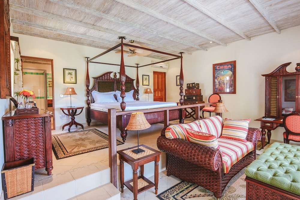 Bequia Beach Hotel 52/78